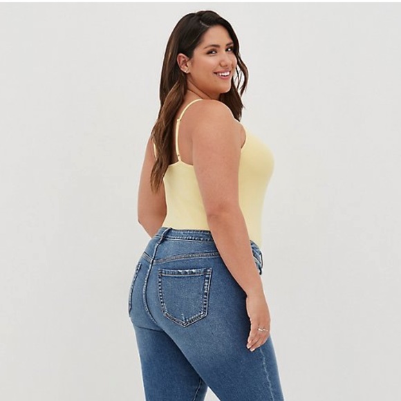 NWT Torrid foxy cami in yellow - Picture 4 of 10